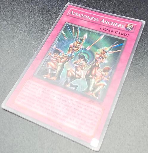Yu-Gi-Oh! Kaart Magician's Force Amazoness Archers MFC-096, Hobby en Vrije tijd, Verzamelkaartspellen | Yu-gi-Oh!, Zo goed als nieuw
