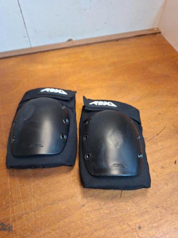 Rekd performance protection knee pads beschikbaar voor biedingen