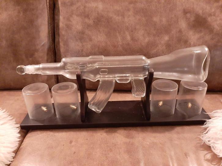 Geweerkaraf met Kogelglazen - Uniek!, Huis en Inrichting, Woonaccessoires | Kandelaars en Kaarsen, Ophalen of Verzenden