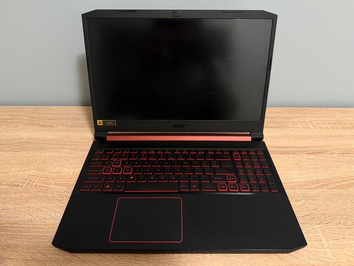 Acer Nitro 5 Gaming Laptop, Computers en Software, Windows Laptops, Zo goed als nieuw, 15 inch, SSD, 2 tot 3 Ghz, 8 GB, Qwerty
