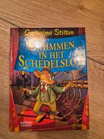 Geronimo Stilton - Schimmen in het Schedelslot, Ophalen of Verzenden, Zo goed als nieuw, Geronimo Stilton, Fictie algemeen