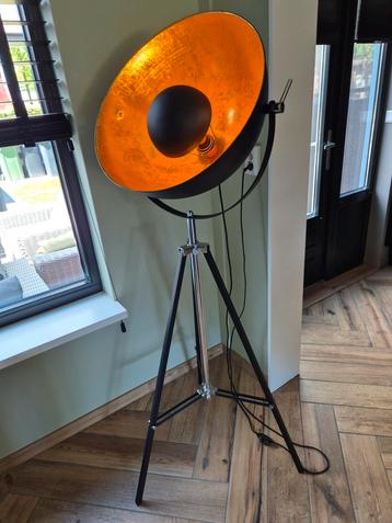 Staande tripod lamp Thames 165 cm – Metaal/goud beschikbaar voor biedingen