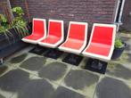 4 Bowlingbaan stoelen te koop, bowling pinnen en scorebord., Ophalen, Bruin, Zo goed als nieuw, Vier