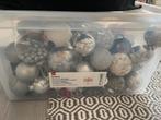 Kerstballen, Ophalen