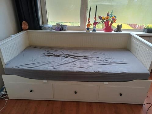 ikea bed bank, Huis en Inrichting, Slaapkamer | Slaapbanken, Gebruikt, 90 cm, 200 cm, Tweepersoons, Wit, Ophalen