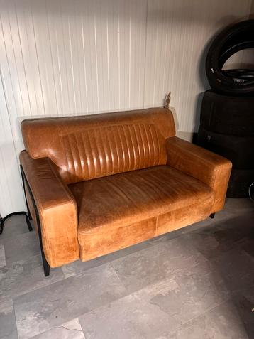 Bruin lederen bankstel - 140cm Stijlvol en comfortabel! beschikbaar voor biedingen