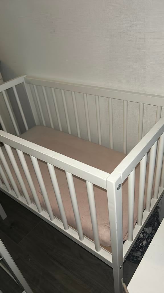 Baby kinderbedje, Kinderen en Baby's, Babywiegjes en Ledikanten, Ophalen of Verzenden, Zo goed als nieuw, Ledikant