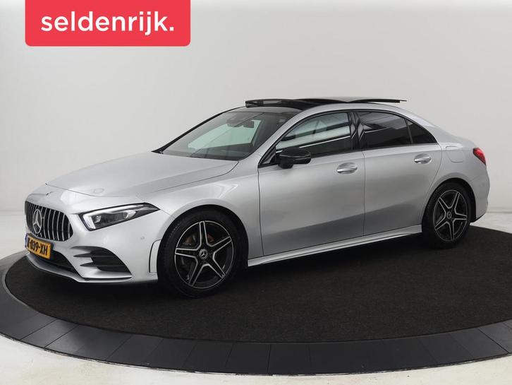 Mercedes-Benz A-klasse 200 AMG | Panoramadak | Carplay | Mem, Auto's, Mercedes-Benz, Bedrijf, Te koop, A-Klasse, ABS, Achteruitrijcamera