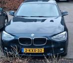BMW 1-Serie 114I 75KW 5-DR 2013 Zwart, Auto's, BMW, 1-Serie, Zwart, 4 cilinders, Zwart