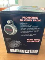 Marqunn Projection FM Clock Radio, Ophalen of Verzenden, Gebruikt, Radio
