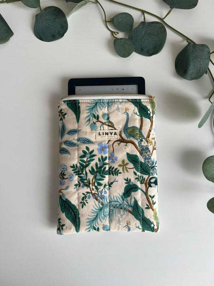 Handgemaakt gequilt 6” E-reader hoesje, Computers en Software, E-readers, Nieuw, Ophalen of Verzenden