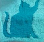 Handgebreide kussenhoes met Poes  zachtmint., Ophalen of Verzenden, Nieuw, Beige, Vierkant