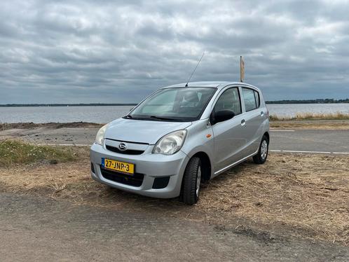 Daihatsu Cuore 1.0 5D 2009 Grijs, Auto's, Daihatsu, Particulier, Cuore, Radio, Benzine, A, Hatchback, Handgeschakeld, Origineel Nederlands