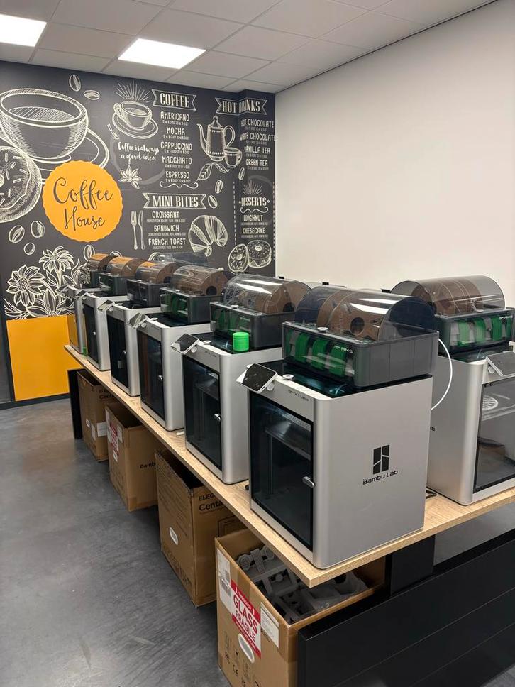 Bambu Lab X1 Carbon - Uitstekend Onderhouden, Computers en Software, 3D Printers, Gebruikt, Ingebouwde Wi-Fi, Ophalen