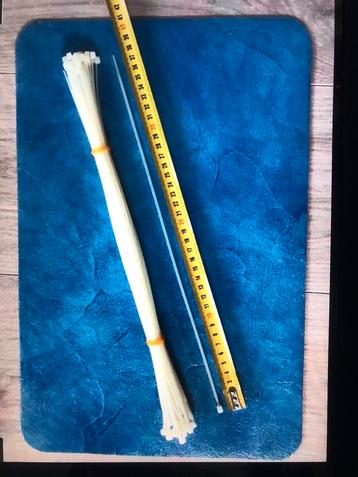 Originele bindbandjes voor reborn poppen…nog 10 stuks voor: beschikbaar voor biedingen