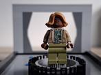 LEGO  Jurassic World - minifiguur - Kayla Watts - jw084, Ophalen of Verzenden, Zo goed als nieuw, Losse stenen, Lego
