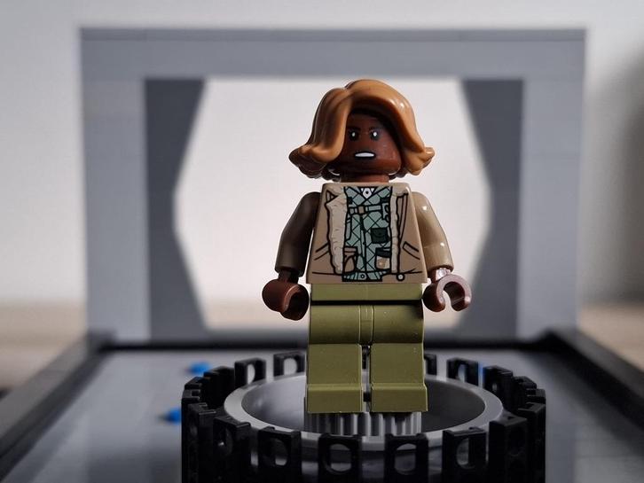 LEGO  Jurassic World - minifiguur - Kayla Watts - jw084, Kinderen en Baby's, Speelgoed | Duplo en Lego, Zo goed als nieuw, Lego