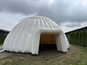 Opblaasbare dome 12m  huren . Top feesttent beschikbaar voor biedingen