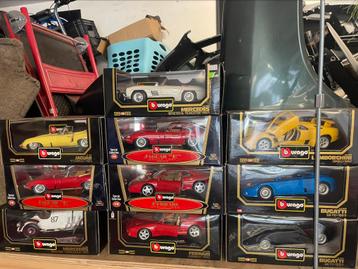 10 stuks schaal 1:18 burago beschikbaar voor biedingen