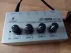 4 kanaals mini  koptelefoon versterker Behringer HA400, Ophalen of Verzenden, Zo goed als nieuw