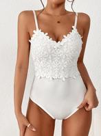 Witte bloemen body maat S, Wit, Ophalen of Verzenden, Zo goed als nieuw, Shein