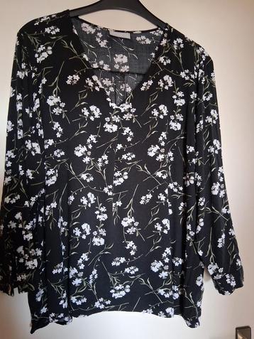 Dames blouse 56 maar valt als 50 52 beschikbaar voor biedingen