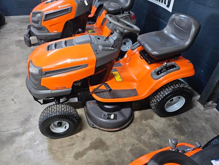 Zitmaaier  frontmaaier  husqvarna  mulch hydro, Tuin en Terras, Grasmaaiers, Zo goed als nieuw, Ophalen