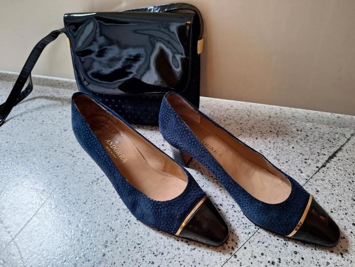 Tas van Graza met bijpassende pumps 38,5, Kleding | Dames, Schoenen, Zo goed als nieuw, Instappers, Zwart, Verzenden