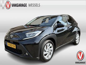 Toyota Aygo X 1.0 VVT-i MT first | LM | Adap Cruise | Camera beschikbaar voor biedingen