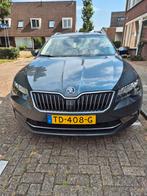 Skoda Superb 1.4 TSI 125pk Greentech 2018 Grijs, Auto's, Voorwielaandrijving, 65 €/maand, 125 pk, 1340 kg