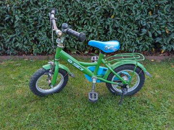Peuter fietsje.  beschikbaar voor biedingen