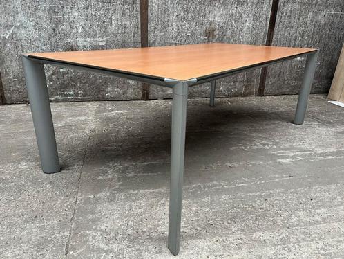 Vergadertafel Ahrend 220x110cm, Huis en Inrichting, Bureaus, Gebruikt, Ophalen of Verzenden
