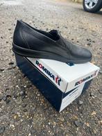 Nieuw heren pantoffels maat 41, Ophalen of Verzenden, Nieuw, Zwart, Pantoffels of Sloffen