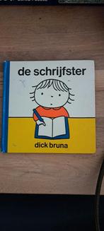 Dick Bruna - Schryfster, Ophalen of Verzenden, Gelezen, Dick Bruna