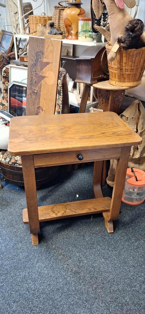 Opknapper: Vintage Houten Bijzettafel, Antiek en Kunst, Antiek | Meubels | Tafels, Ophalen