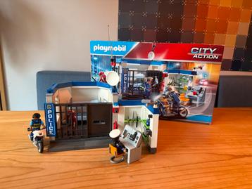 Playmobil 70568 Politiebureau - Nette Staat! beschikbaar voor biedingen
