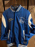 NBA Bomberjack Blauw/Wit - Maat M - Nieuw!, Ophalen, Nieuw, Maat 48/50 (M), Blauw