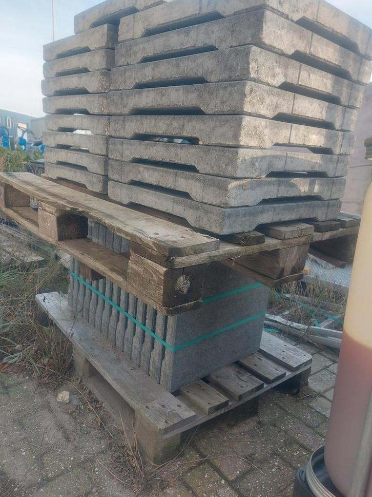 30 Daktegels - Gebruikt, Tuin en Terras, Tegels en Klinkers, Gebruikt, Overige typen, Beton, Minder dan 5 m², Ophalen of Verzenden