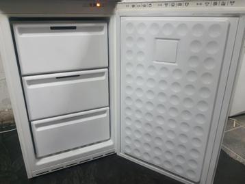 Bosch Tafelmodel Vriezer met 3 lades werkt Perfect beschikbaar voor biedingen