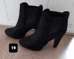 Zwarte Suedelook Enkellaarsjes Maat 38, Ophalen of Verzenden, Zo goed als nieuw, Zwart, Lage of Enkellaarzen