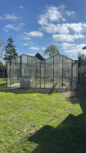 Hobbykas op maat gemaakt van gerecycled materiaal beschikbaar voor biedingen