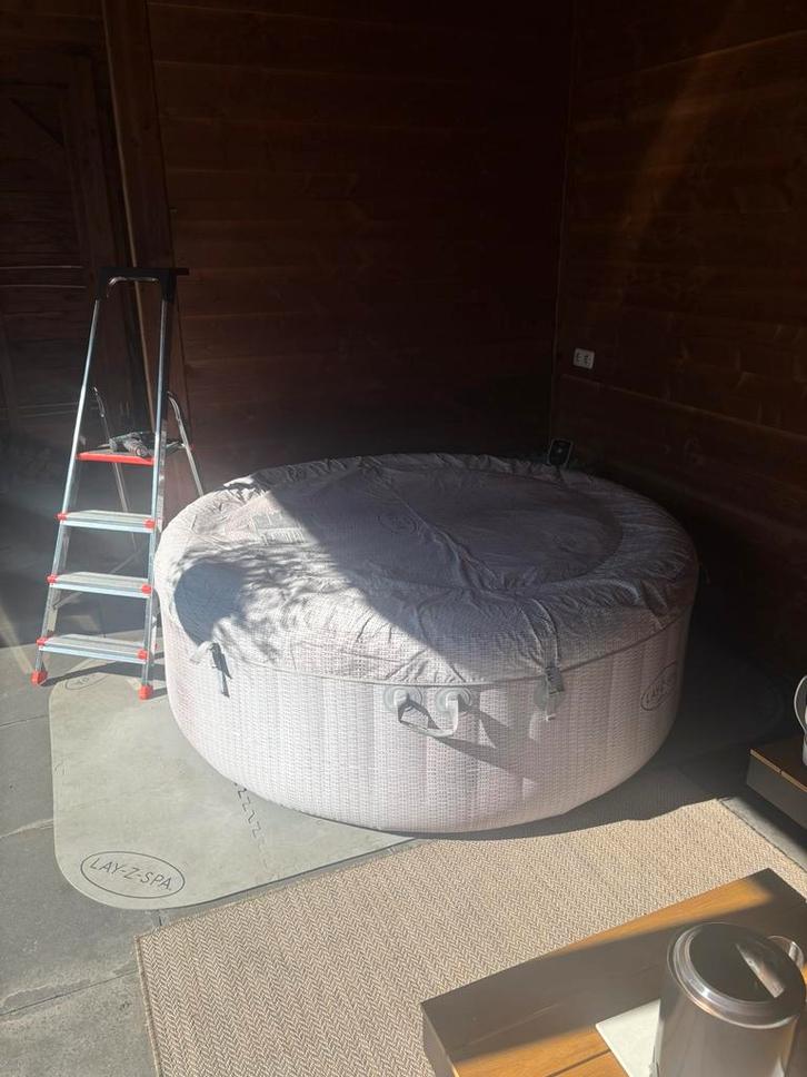 Lay-z-spa cancun, Tuin en Terras, Bubbelbaden en Hottubs, Zo goed als nieuw, Ophalen of Verzenden