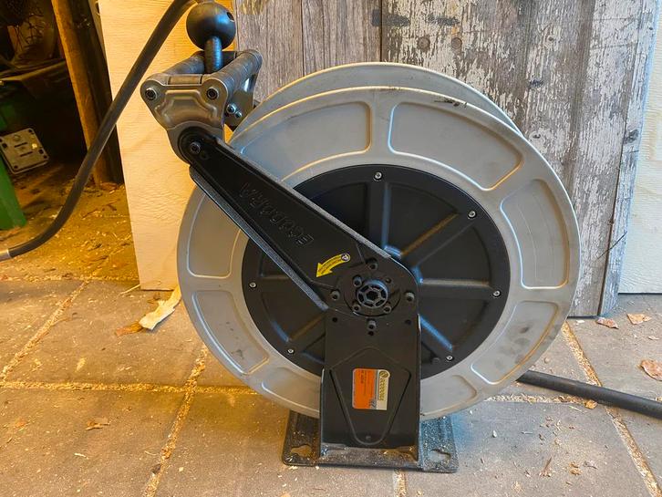 Olie slanghaspel met vulpistool, Auto diversen, Autogereedschap, Zo goed als nieuw, Ophalen of Verzenden