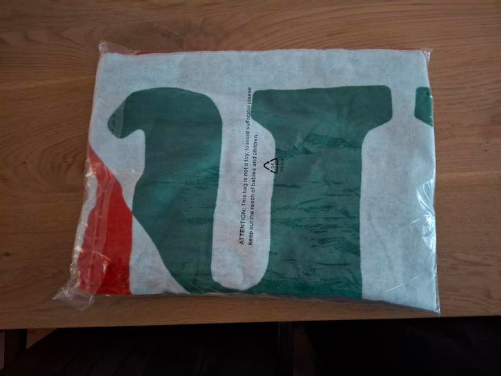 Heineken badhanddoek, Verzamelen, Biermerken, Nieuw, Overige typen, Heineken, Ophalen of Verzenden