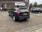 Volvo V60 1.6 T3 Momentum € 11.444,00, Auto's, Volvo, 1596 cc, 74 €/maand, 4 cilinders, 150 pk