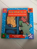 Kleine mol kleed zich aan, Boeken, Ophalen of Verzenden, Gelezen