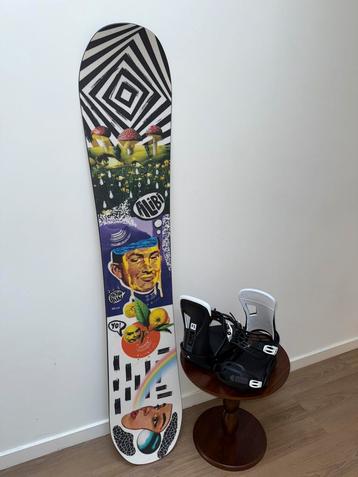 NIEUW! Snowboard Alibi Brain Pain 151 met Burton Freestyle M beschikbaar voor biedingen