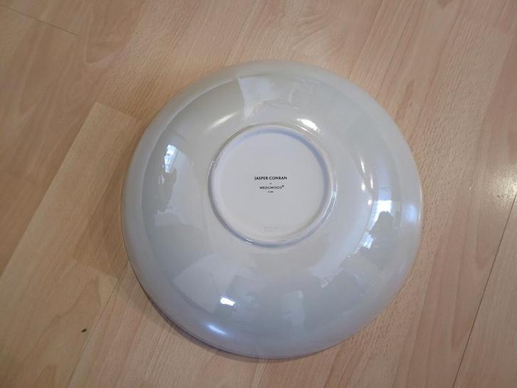 Wedgwood Jasper Conran Schaal - 35cm, Huis en Inrichting, Woonaccessoires | Schalen en Manden, Zo goed als nieuw, Schaal, Rond