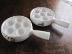Twee slakkenpannetjes - Lourioux Deshoullières porselein, Huis en Inrichting, Keuken | Servies, Verzenden, Zo goed als nieuw, Porselein