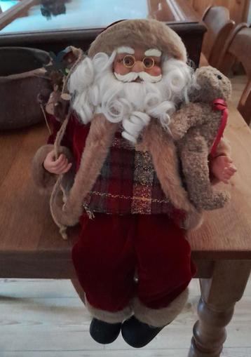 ~ Zittende Kerstman beschikbaar voor biedingen